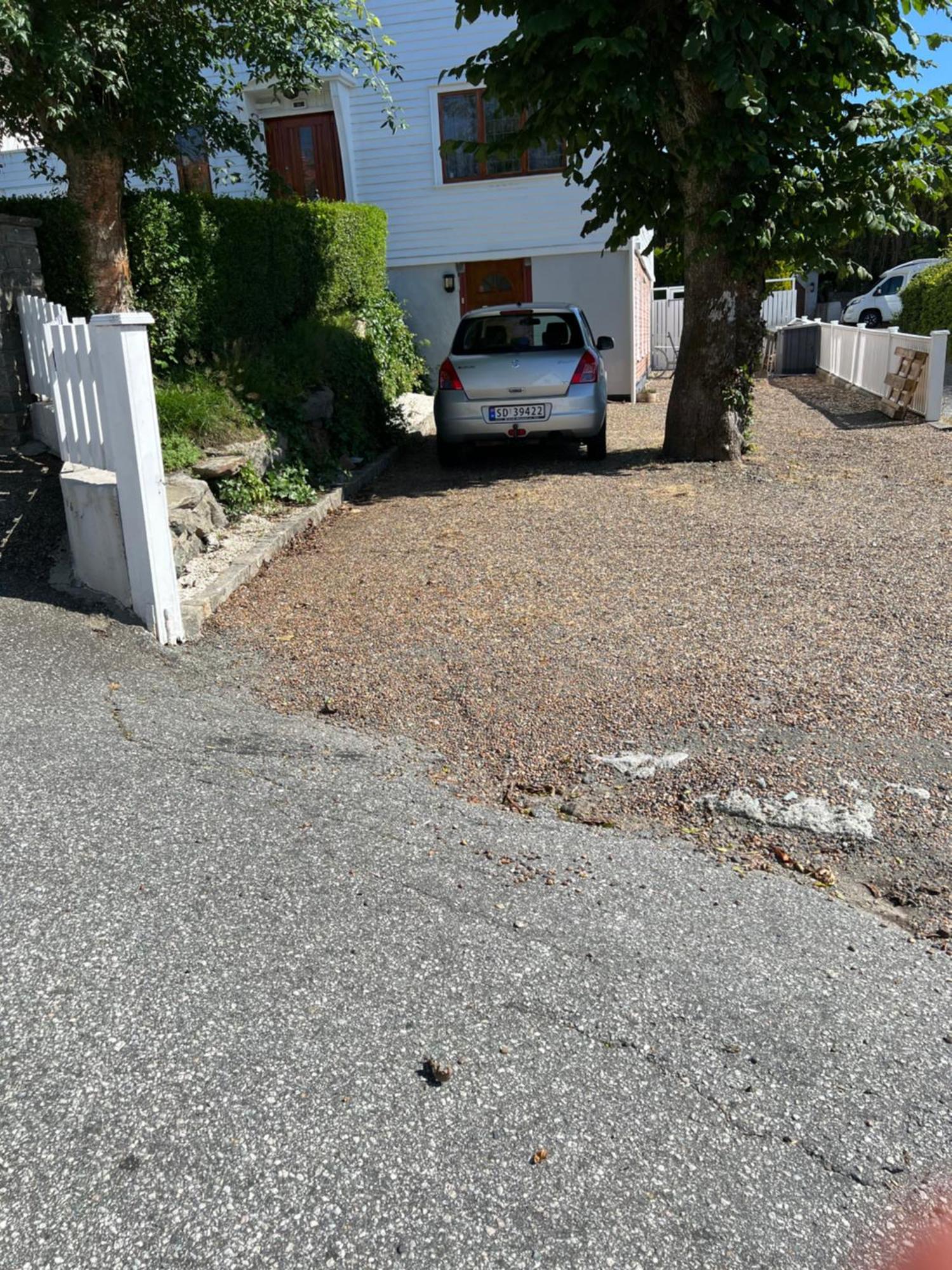 Lite Hus Med Egen Inngang - Sentral Beliggenhet 호이예순 외부 사진